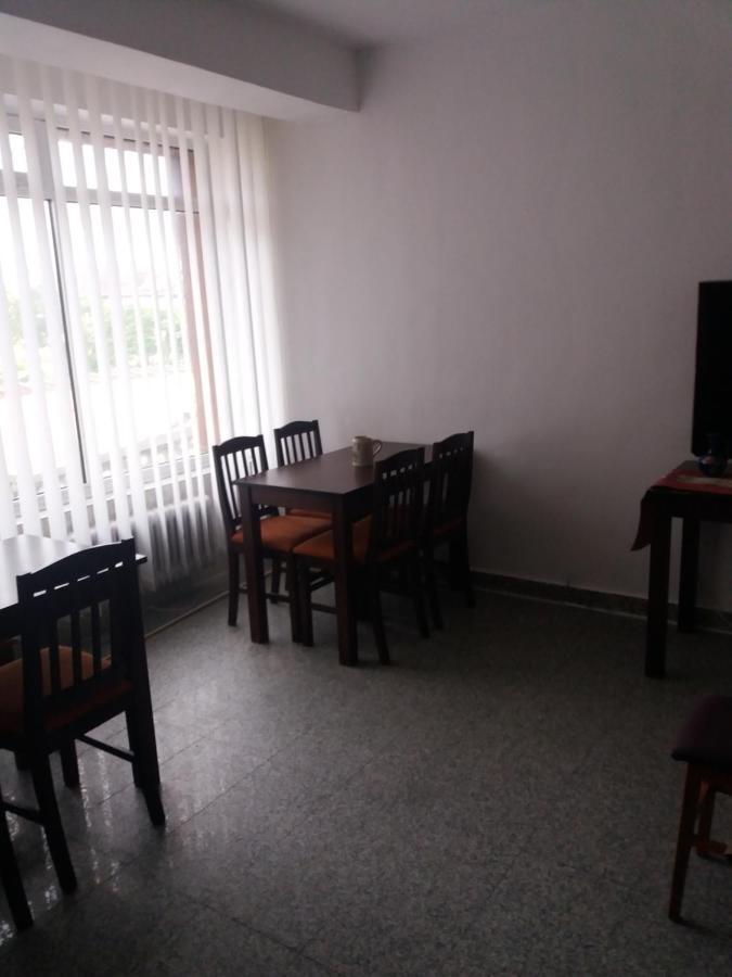 Cazare Neu-Arad Autostrada Apartman Kültér fotó