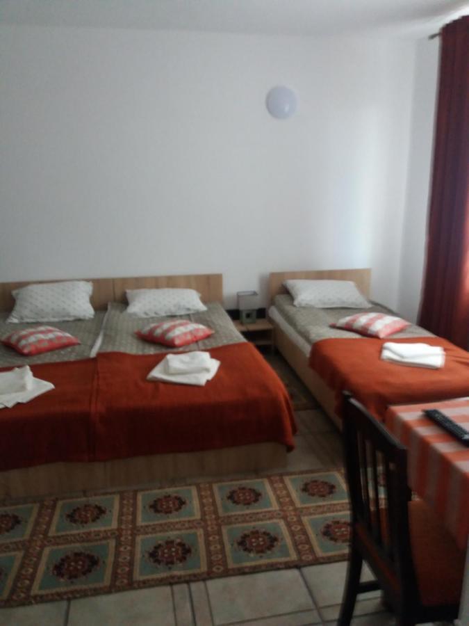 Cazare Neu-Arad Autostrada Apartman Kültér fotó