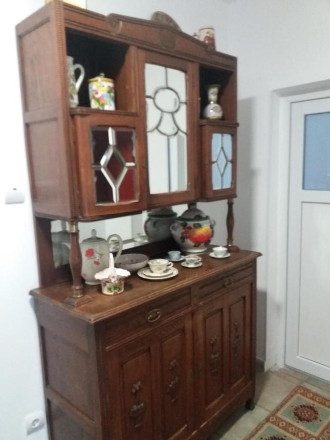 Cazare Neu-Arad Autostrada Apartman Kültér fotó
